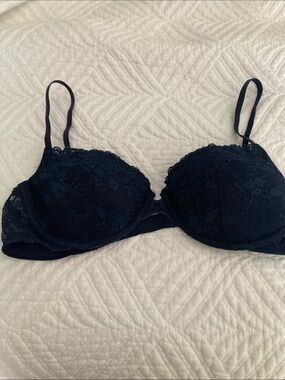 Gilly Hicks Navy Lace Underwire Bra